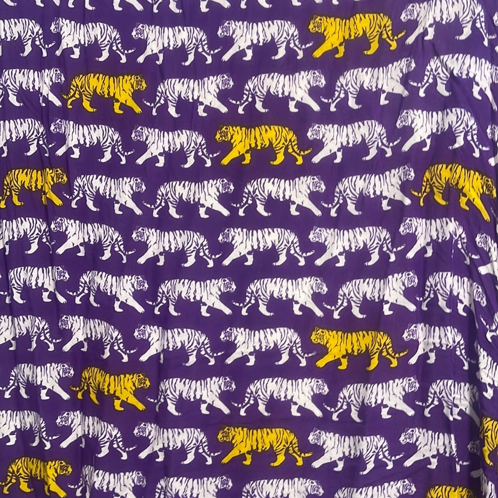 Mud Pie LSU scarf/shawl like new